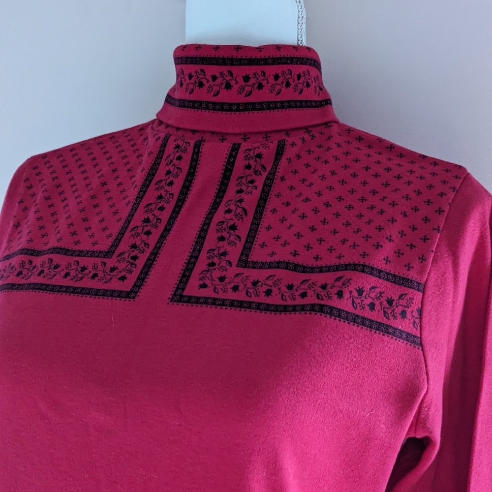 Vintage red turtleneck top black floral bandana Long Sleeve design Large/XL
